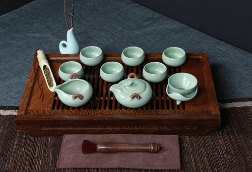 雨過天青處的茶席清歡 正品汝窯雙扛壺羅漢杯茶具套裝賞鑒